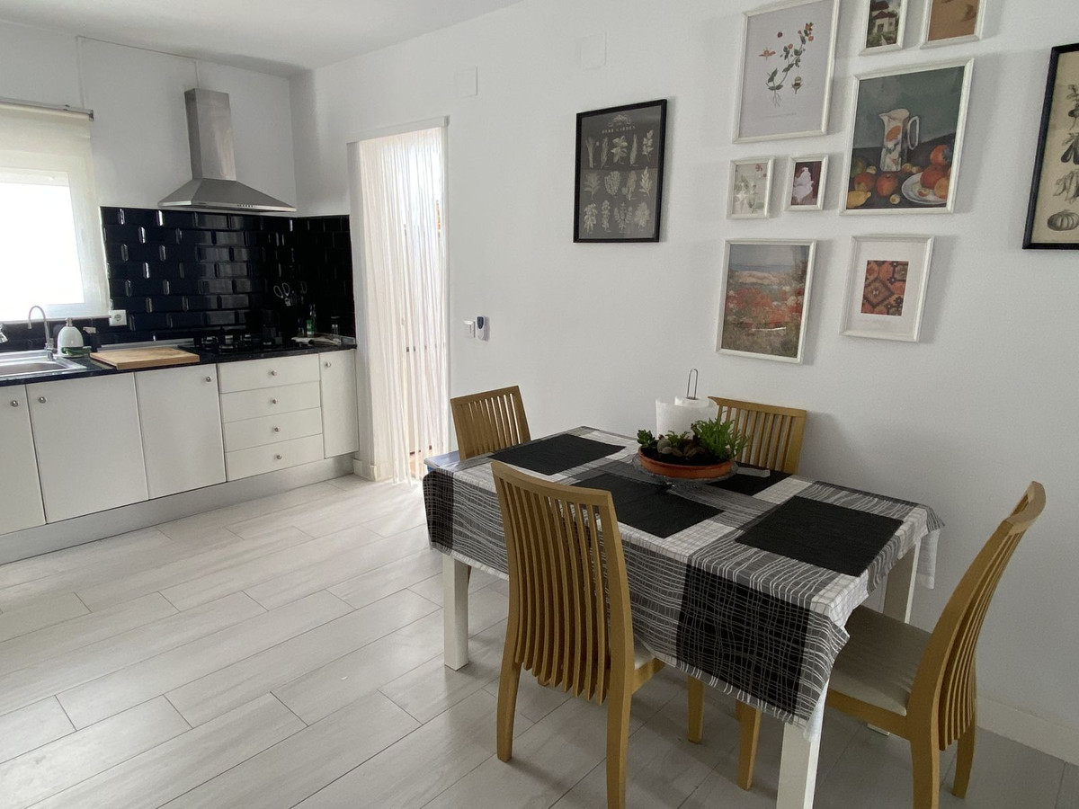Tussenverdieping Appartement in New Golden Mile-6