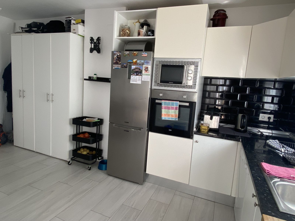 Tussenverdieping Appartement in New Golden Mile-7