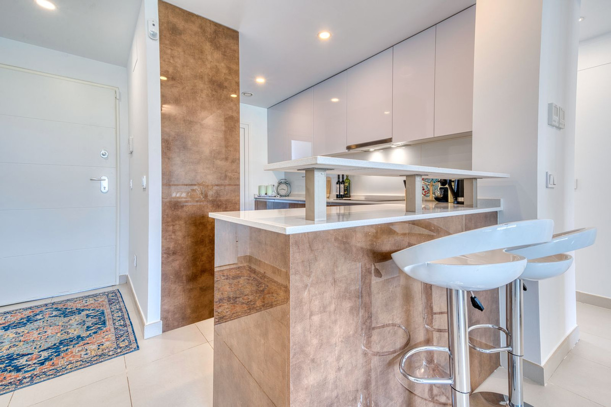 Tussenverdieping Appartement in New Golden Mile-12