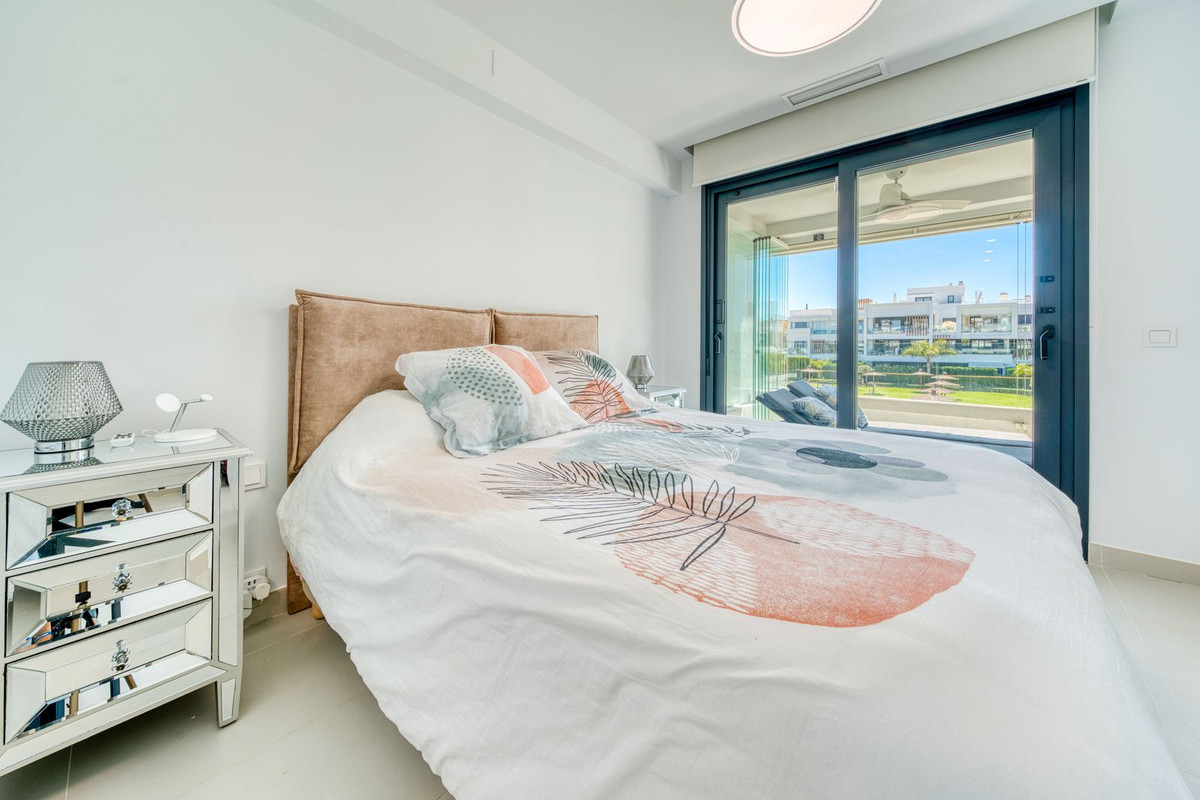 Tussenverdieping Appartement in New Golden Mile-23