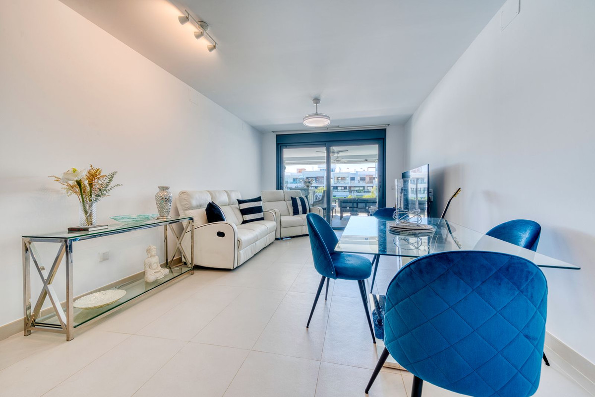 Tussenverdieping Appartement in New Golden Mile-6