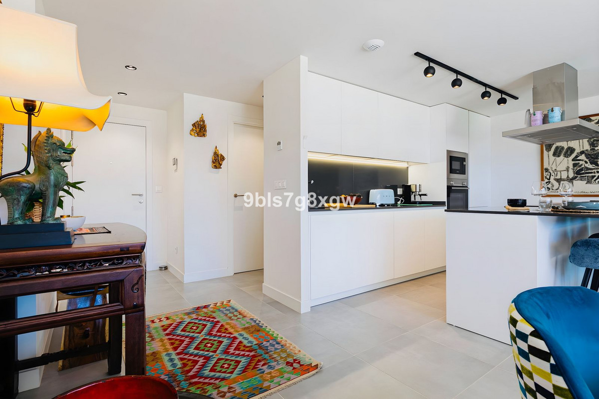 Appartement te koop in New Golden Mile | 3 slaapkamers H5048293