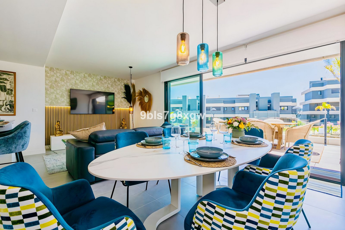 Appartement te koop in New Golden Mile | 3 slaapkamers H5048293