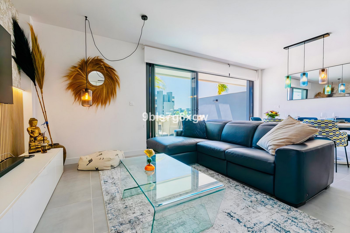 Appartement te koop in New Golden Mile | 3 slaapkamers H5048293