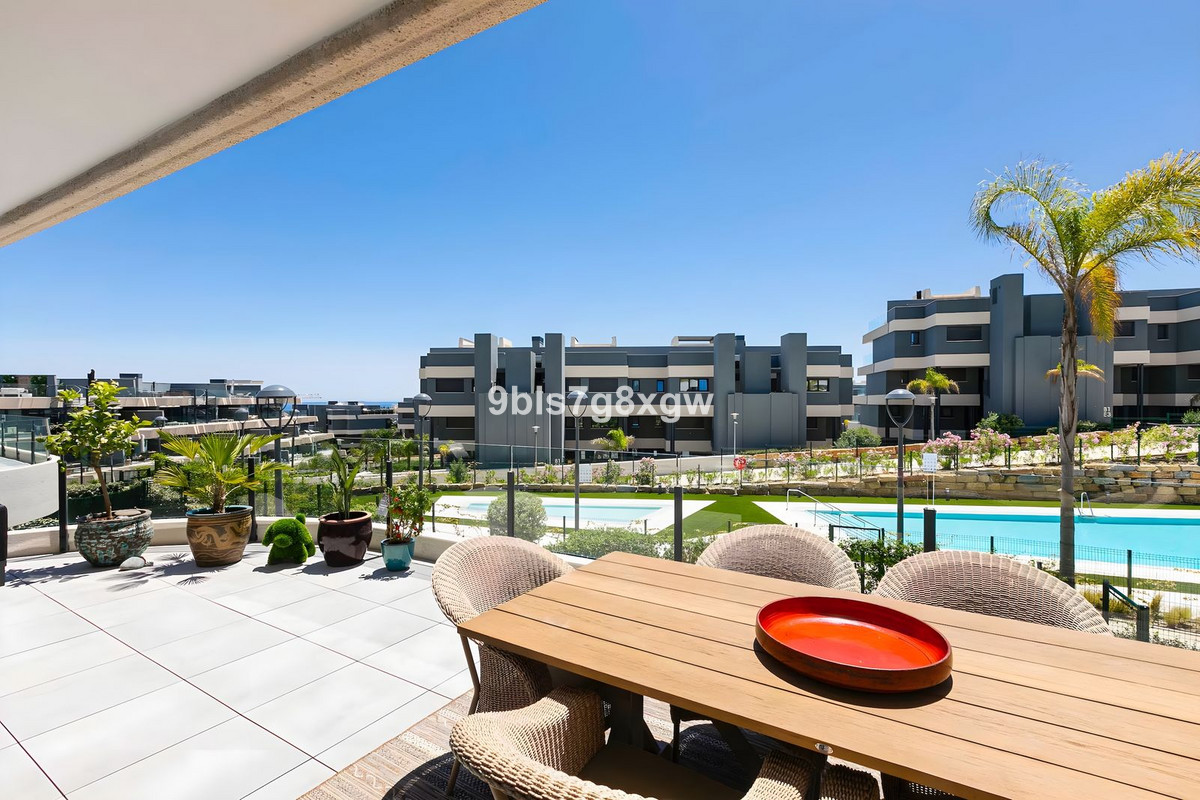 Appartement te koop in New Golden Mile | 3 slaapkamers H5048293