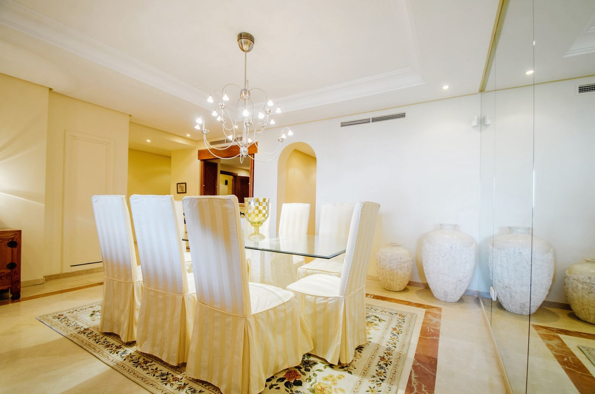 Appartement te koop in New Golden Mile | 2 slaapkamers H5048380
