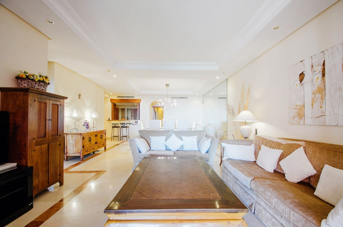 Appartement te koop in New Golden Mile | 2 slaapkamers H5048380