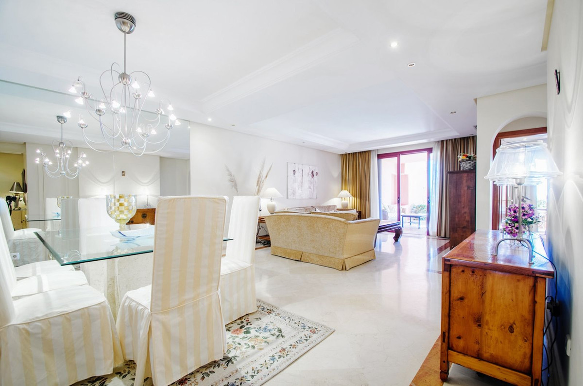 Appartement te koop in New Golden Mile | 2 slaapkamers H5048380