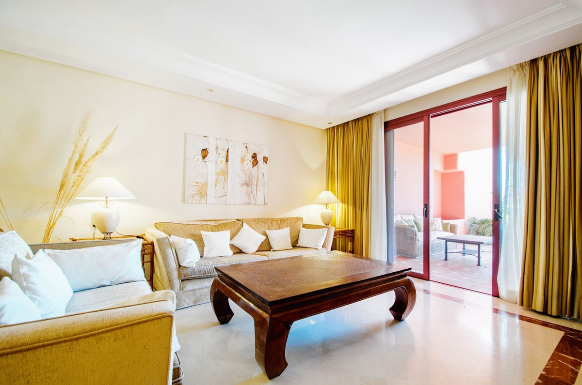 Appartement te koop in New Golden Mile | 2 slaapkamers H5048380