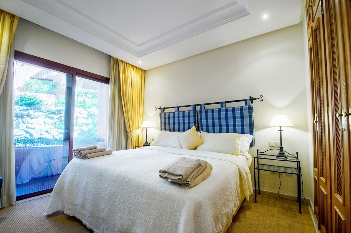 Appartement te koop in New Golden Mile | 2 slaapkamers H5048380