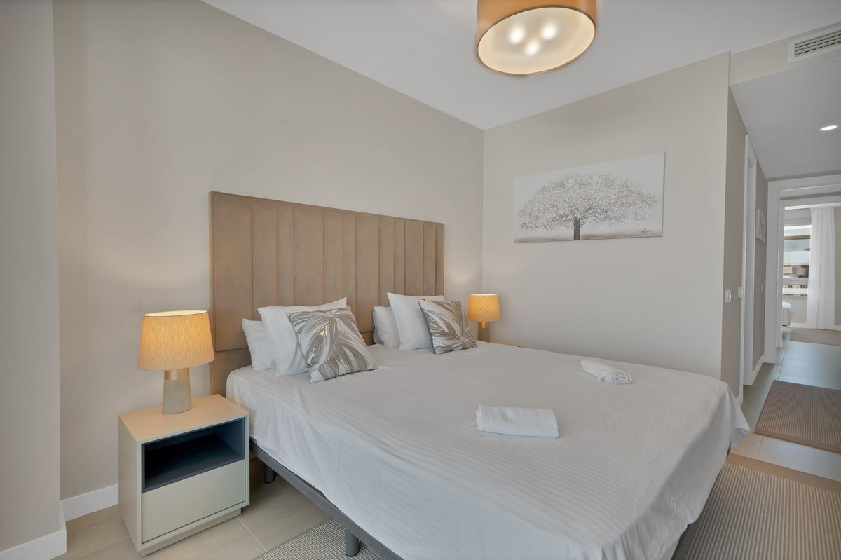 Appartement te koop in New Golden Mile | 3 slaapkamers H5049541