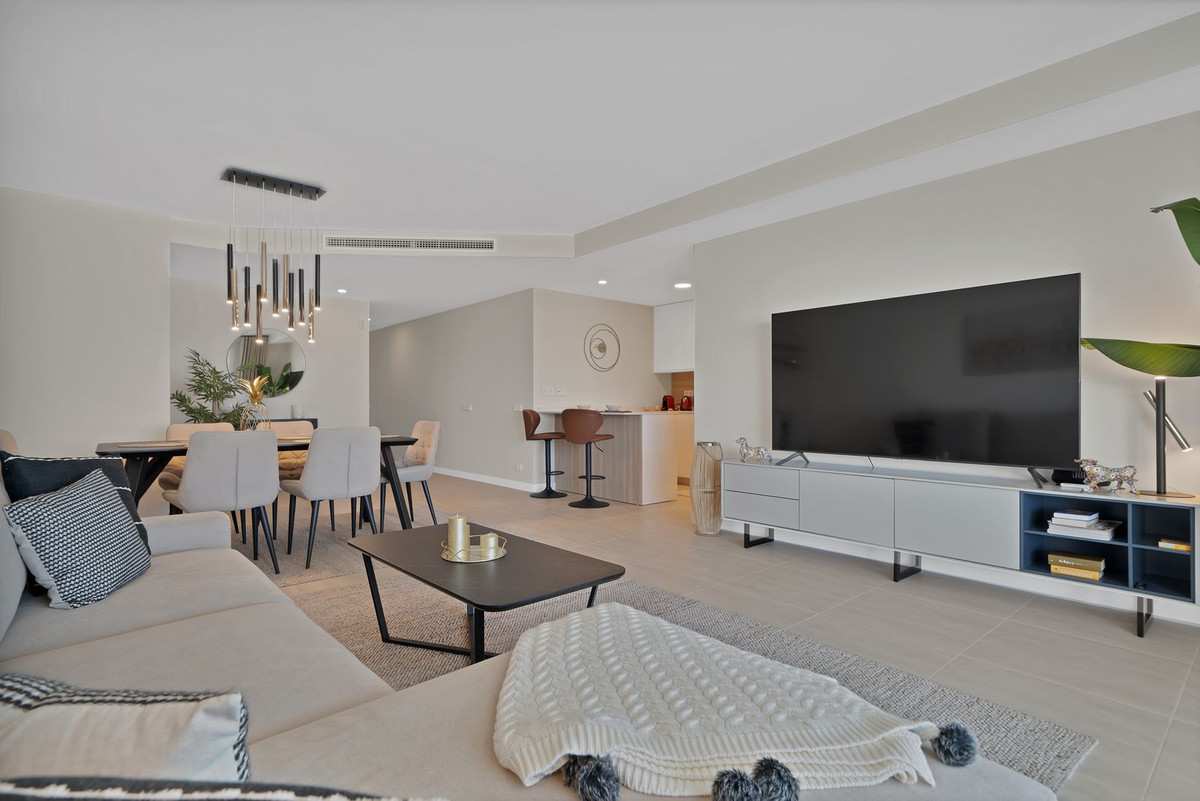 Appartement te koop in New Golden Mile | 3 slaapkamers H5049541