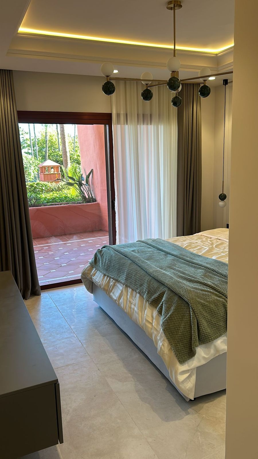 Appartement te koop in New Golden Mile | 3 slaapkamers H5071345