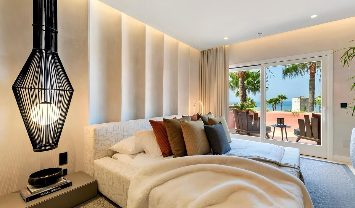 Appartement te koop in New Golden Mile | 3 slaapkamers H5075563