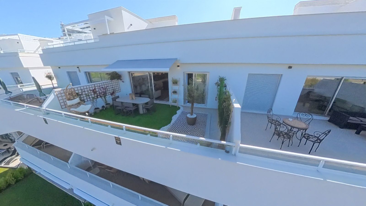 Appartement te koop in New Golden Mile | 2 slaapkamers H5079931