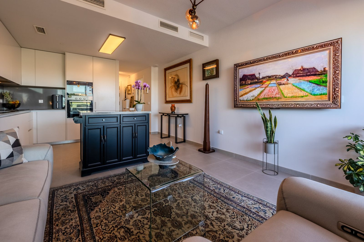 Appartement te koop in New Golden Mile | 2 slaapkamers H5079931