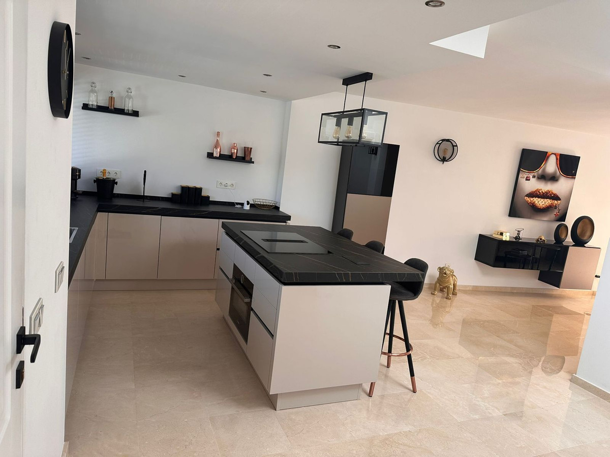 Appartement te koop in New Golden Mile | 2 slaapkamers H5081131