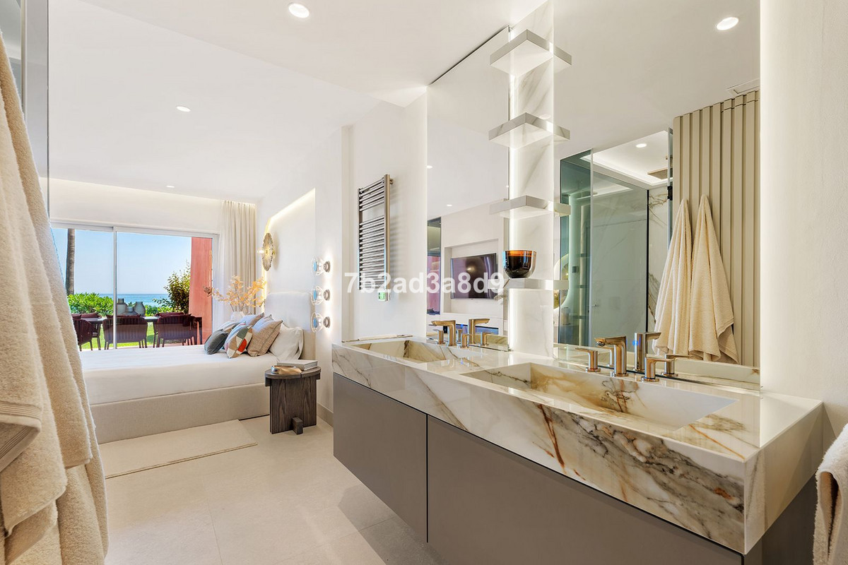 Appartement te koop in New Golden Mile | 3 slaapkamers H5104108