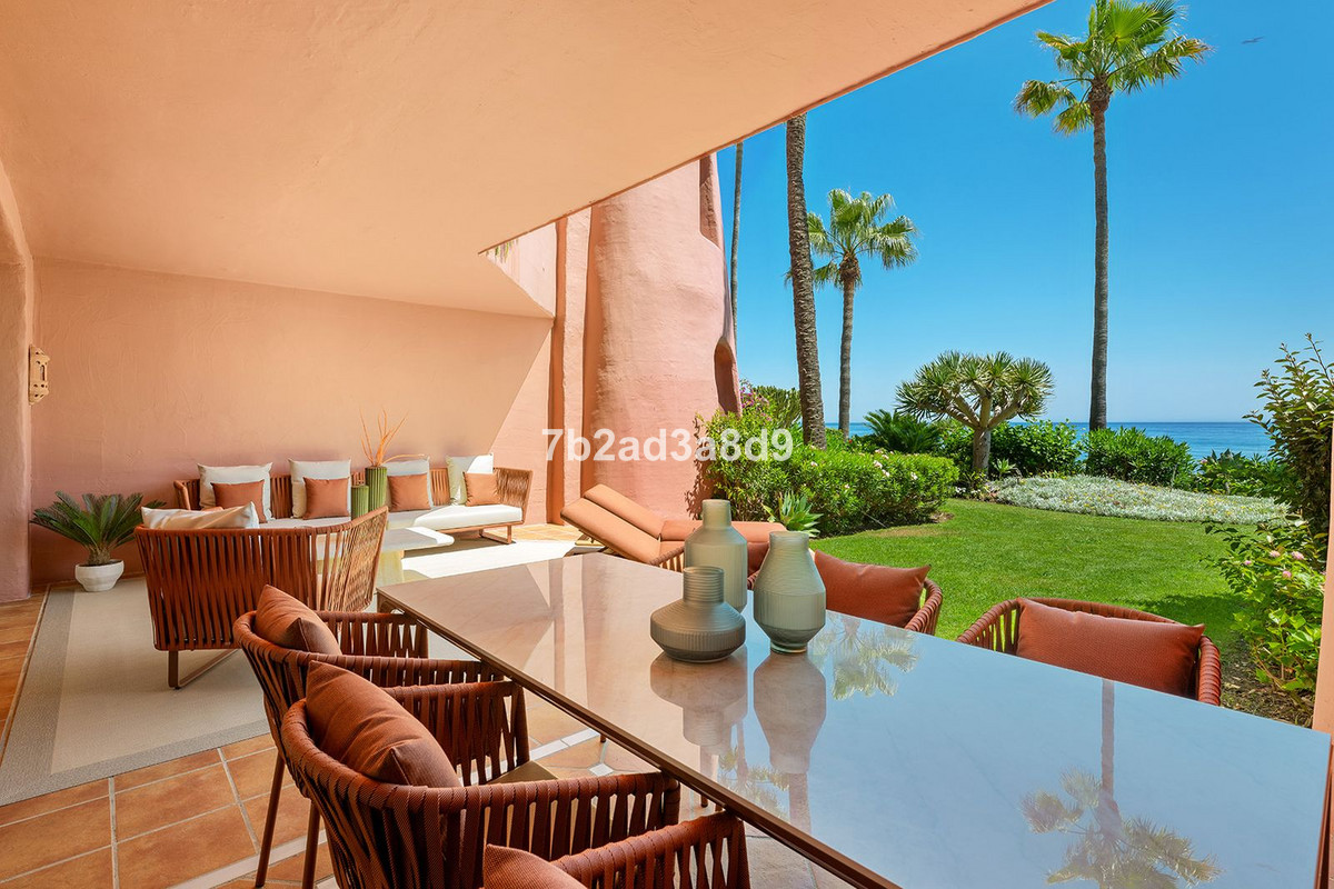 Appartement te koop in New Golden Mile | 3 slaapkamers H5104108