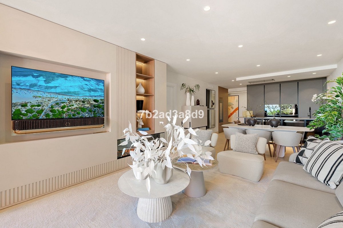 Appartement te koop in New Golden Mile | 3 slaapkamers H5104108
