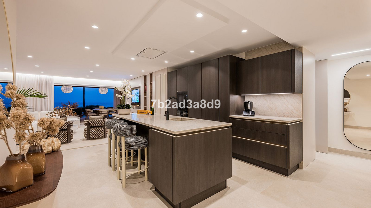 Appartement te koop in New Golden Mile | 4 slaapkamers H5107813