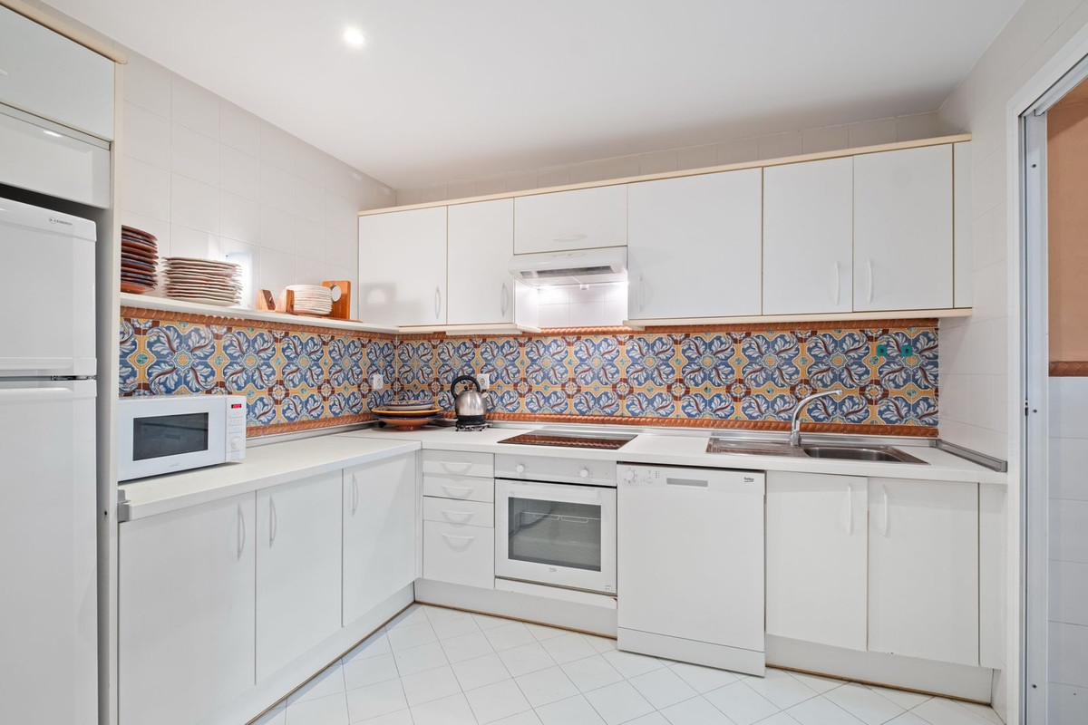 Appartement te koop in New Golden Mile | 2 slaapkamers H5116570