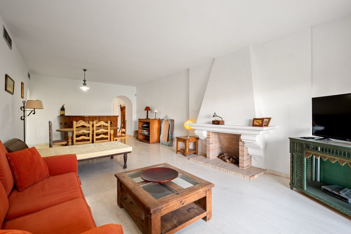 Appartement te koop in New Golden Mile | 2 slaapkamers H5116570