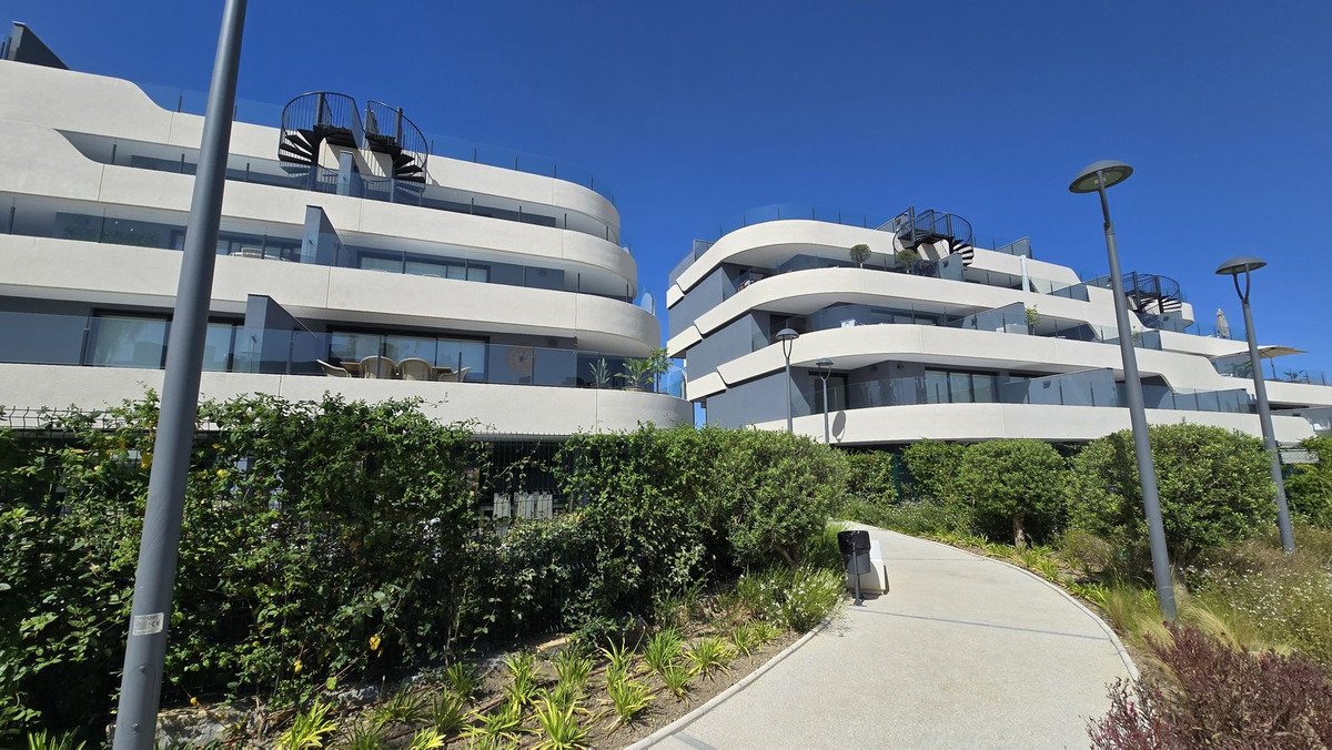 Appartement te koop in New Golden Mile | 3 slaapkamers H5120578