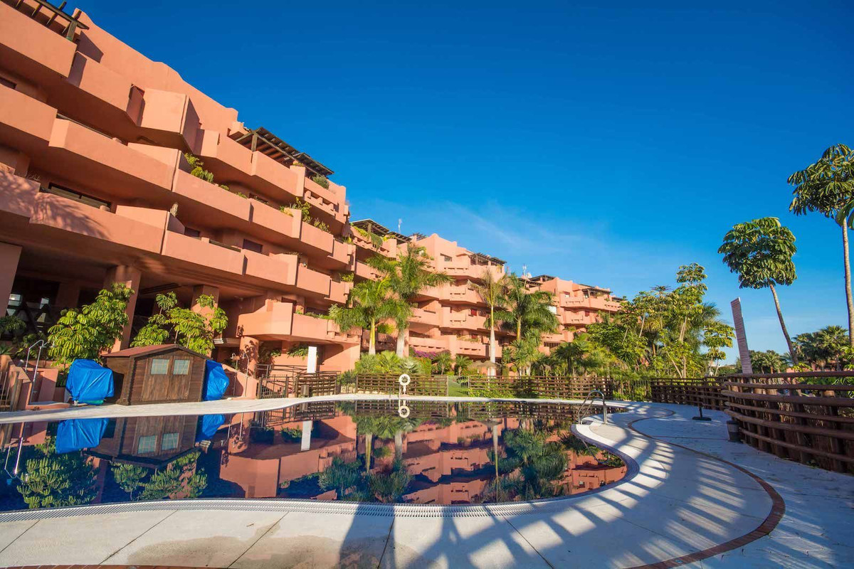 Appartement te koop in New Golden Mile | 4 slaapkamers H5127307