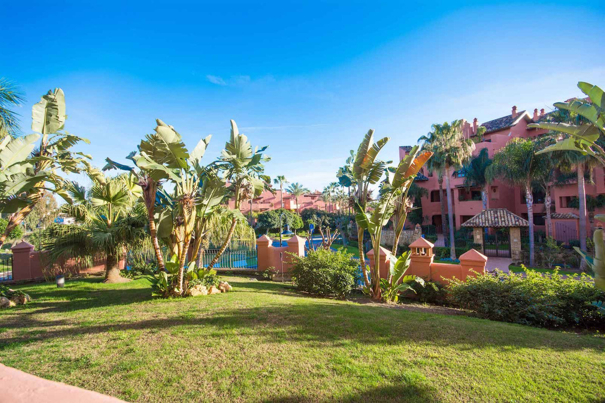 Appartement te koop in New Golden Mile | 4 slaapkamers H5127307