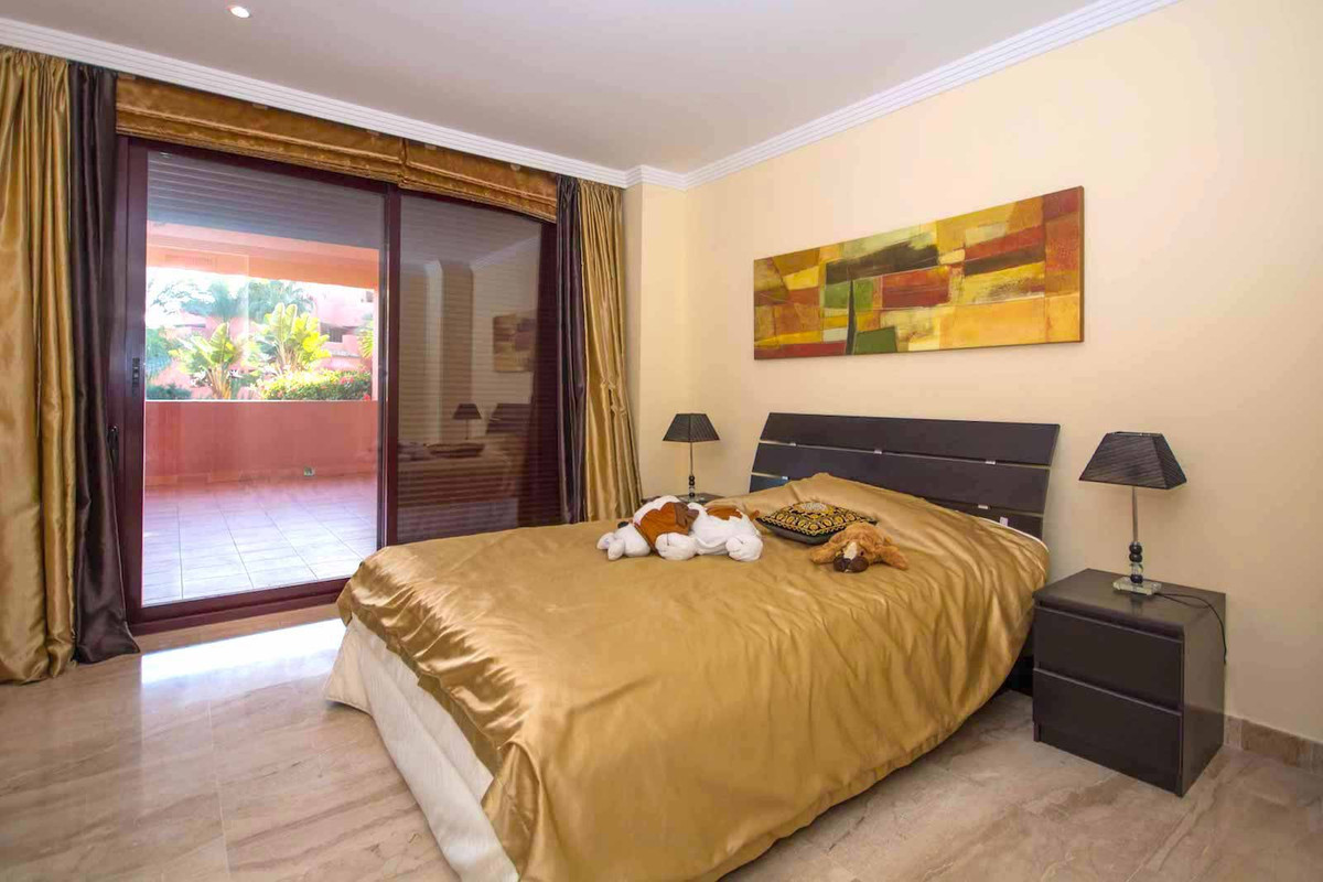 Appartement te koop in New Golden Mile | 4 slaapkamers H5127307