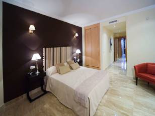 Appartement te koop in New Golden Mile | 4 slaapkamers H5127307