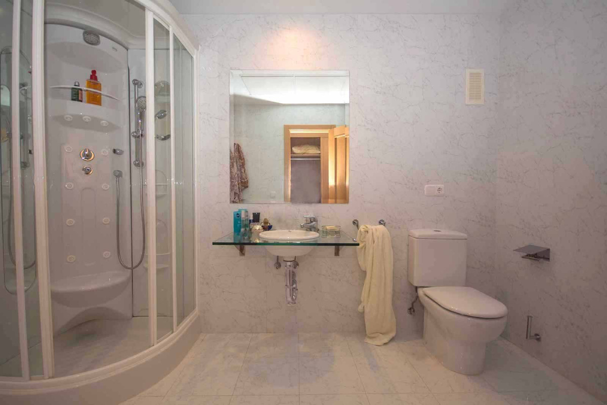 Appartement te koop in New Golden Mile | 4 slaapkamers H5127307