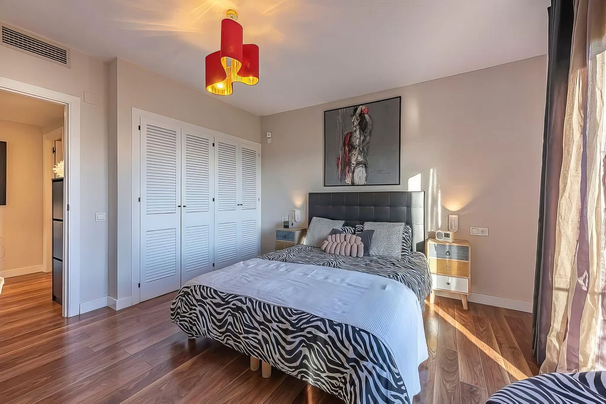 Appartement te koop in New Golden Mile | 3 slaapkamers H5129779