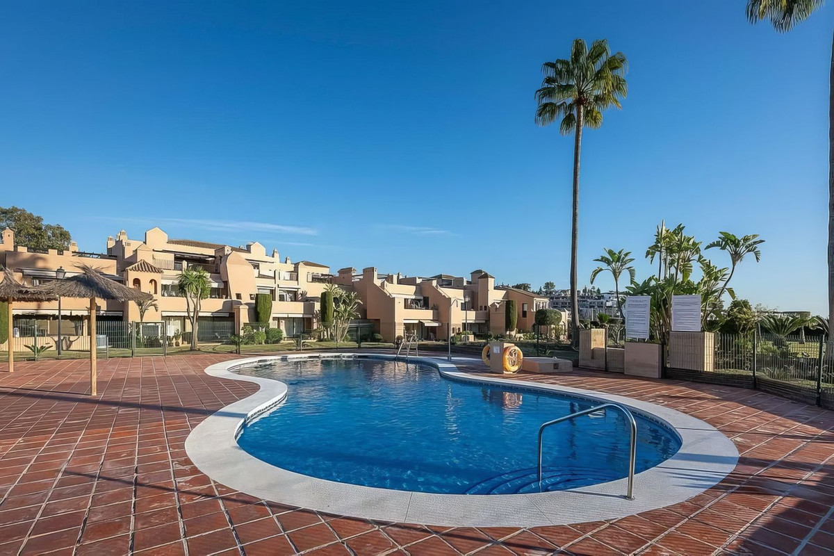 Appartement te koop in New Golden Mile | 3 slaapkamers H5129779