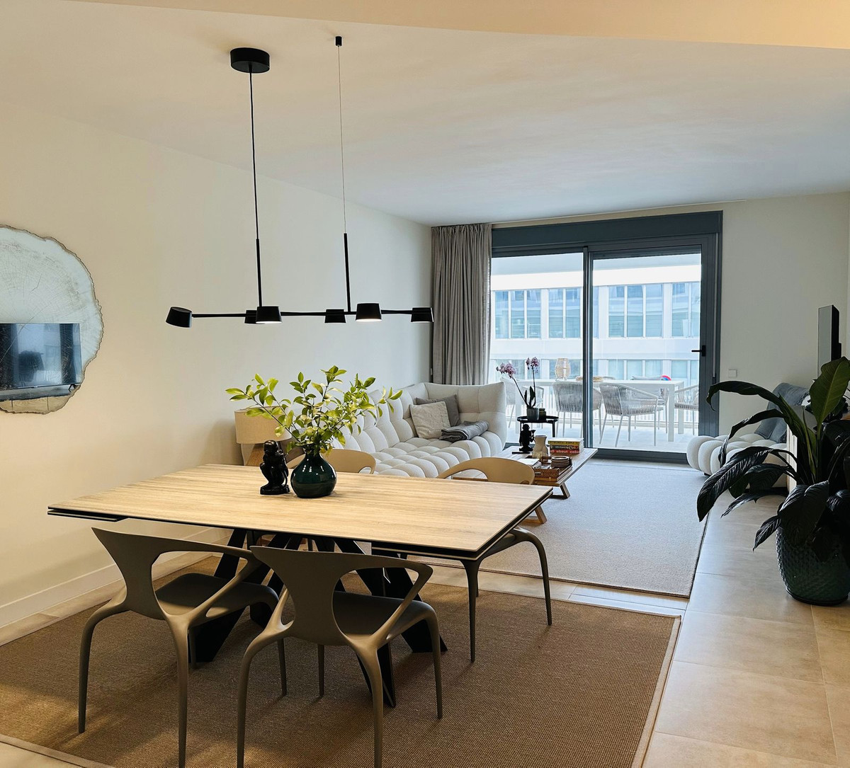 Appartement te koop in New Golden Mile | 3 slaapkamers H5129878