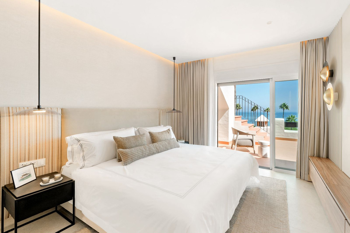 Appartement te koop in New Golden Mile | 3 slaapkamers H5133490