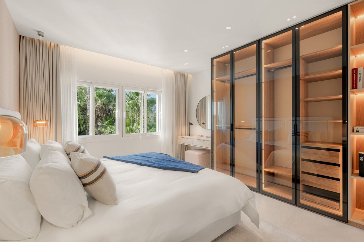 Appartement te koop in New Golden Mile | 3 slaapkamers H5133490