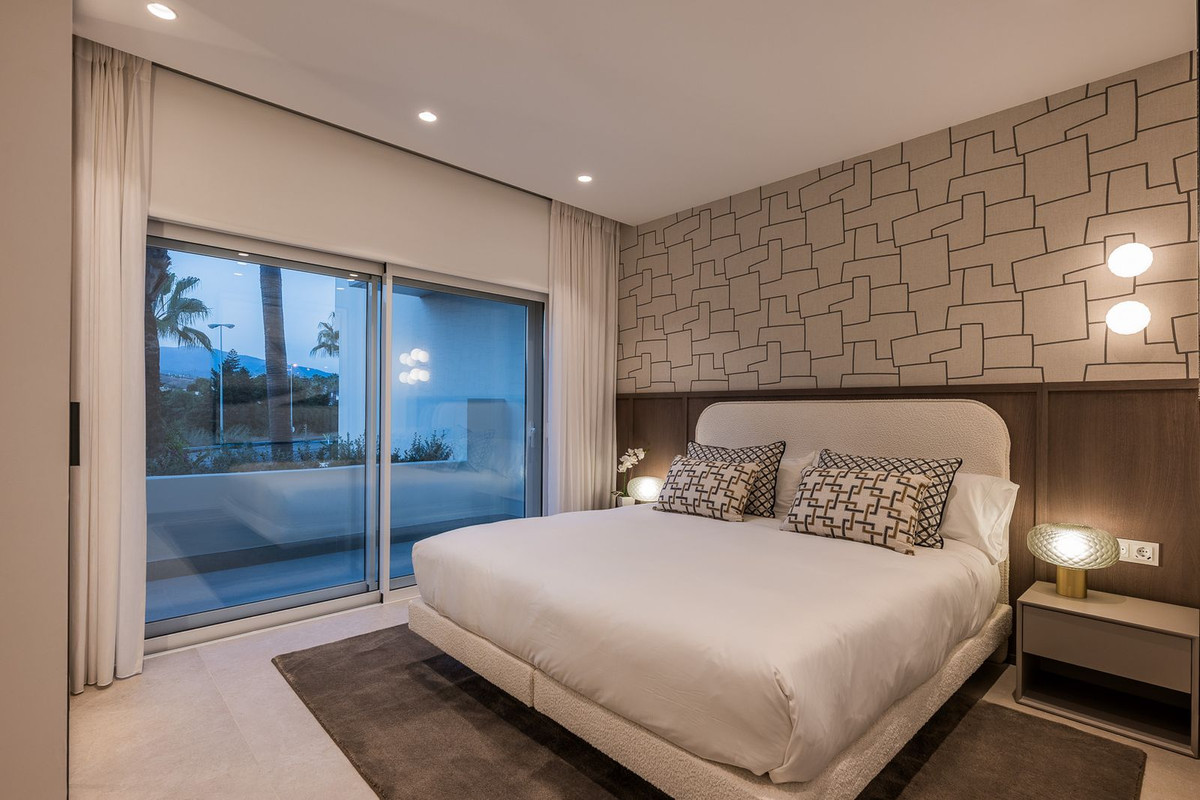 Appartement te koop in New Golden Mile | 3 slaapkamers H5133523