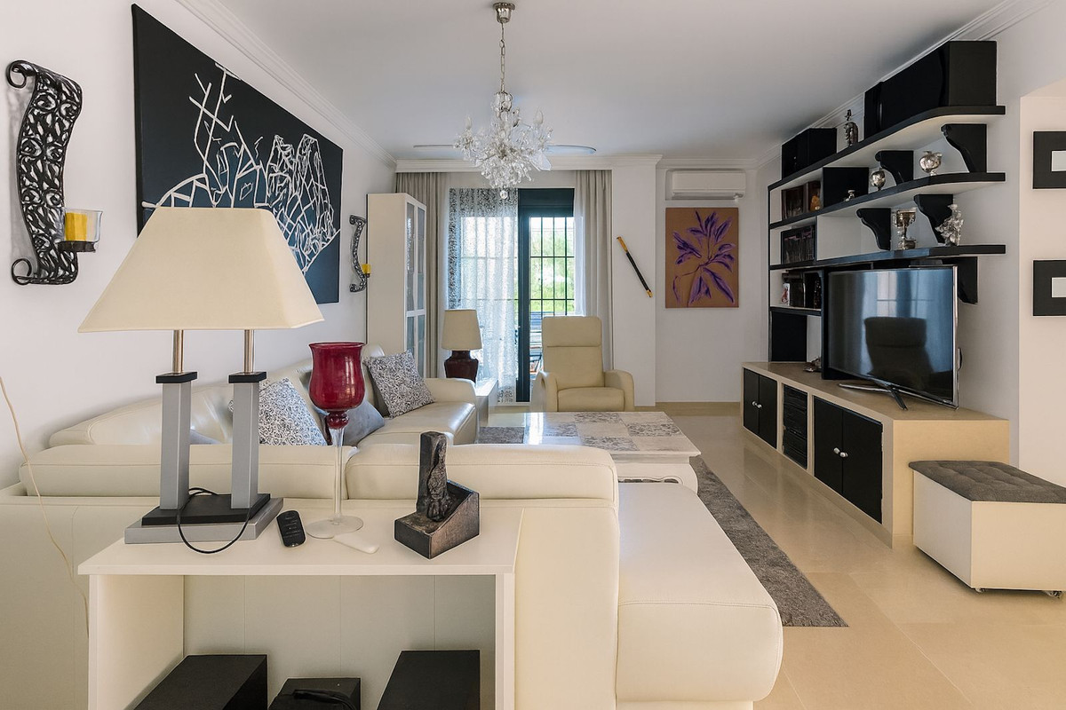 Appartement te koop in New Golden Mile | 3 slaapkamers H5135899
