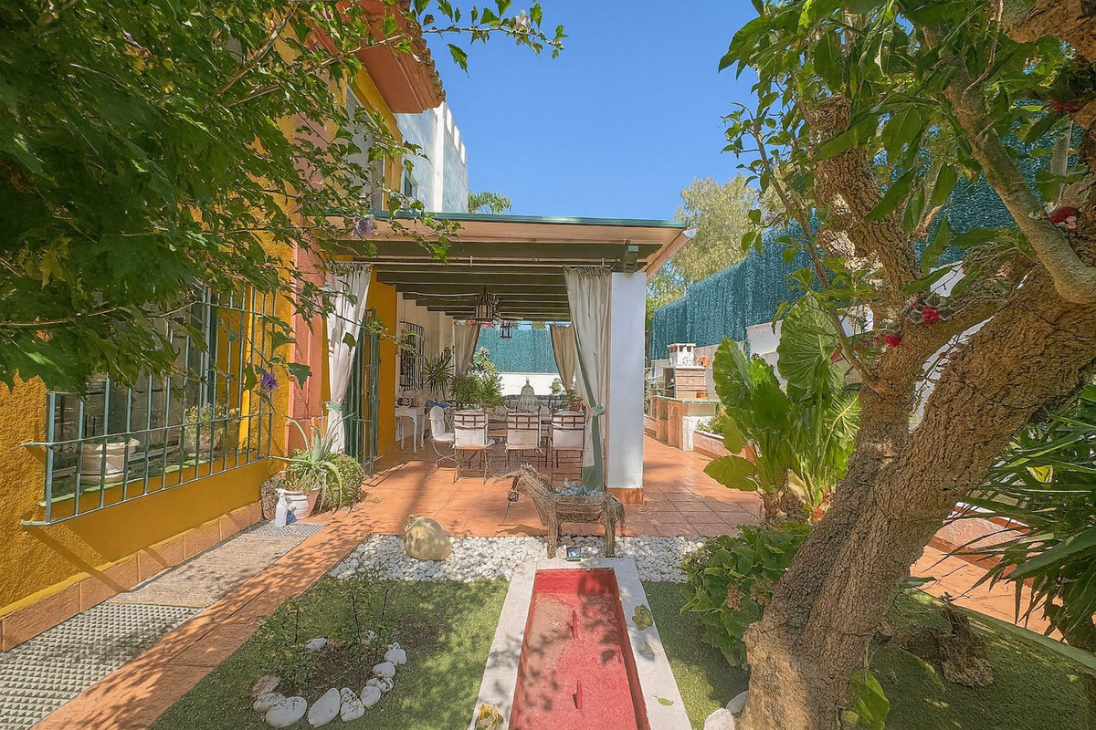 Appartement te koop in New Golden Mile | 3 slaapkamers H5135899