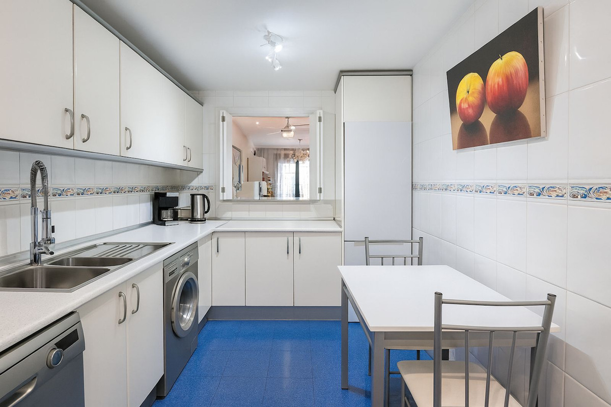 Appartement te koop in New Golden Mile | 3 slaapkamers H5135899