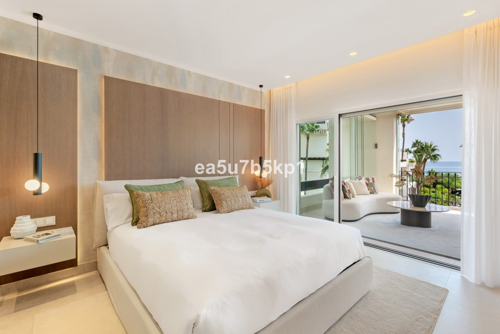 Appartement te koop in New Golden Mile | 3 slaapkamers H5138101