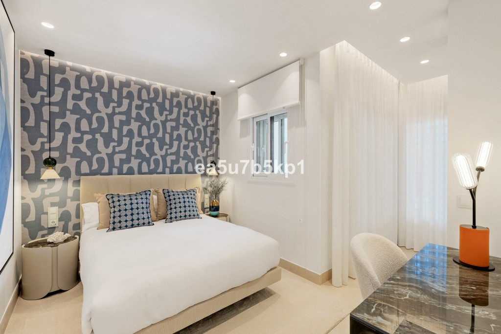 Appartement te koop in New Golden Mile | 3 slaapkamers H5138101