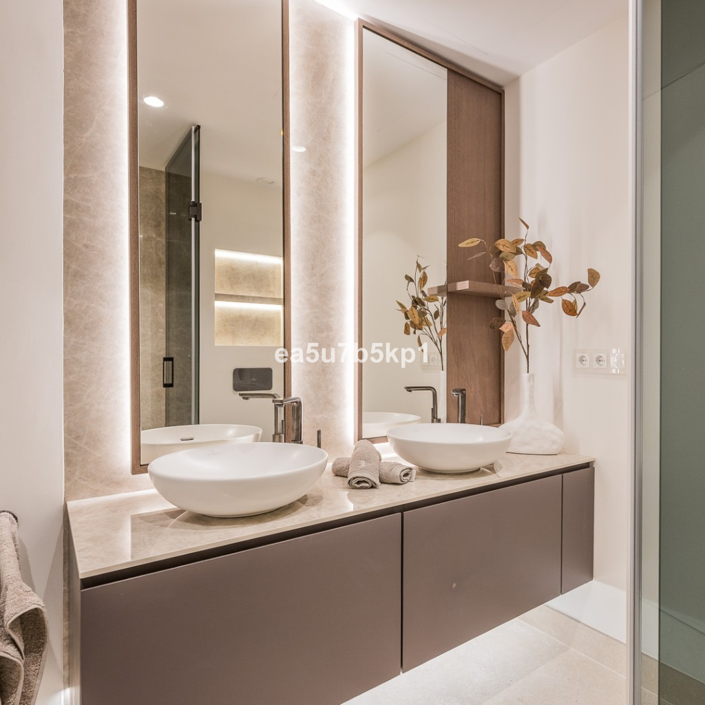 Appartement te koop in New Golden Mile | 3 slaapkamers H5138101