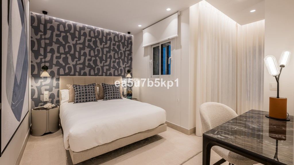 Appartement te koop in New Golden Mile | 3 slaapkamers H5138101