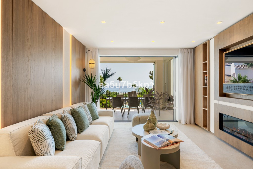 Appartement te koop in New Golden Mile | 3 slaapkamers H5138101