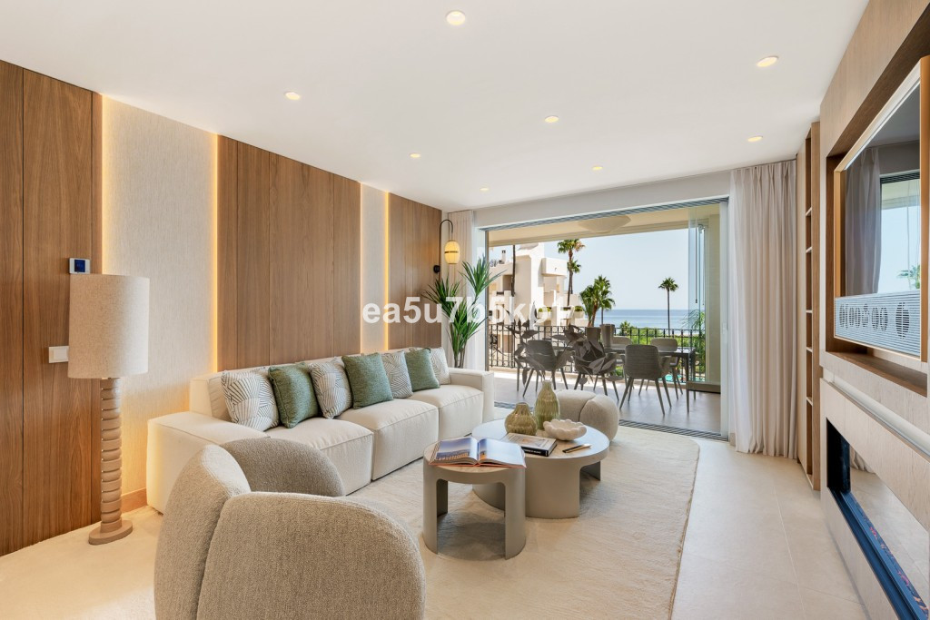 Appartement te koop in New Golden Mile | 3 slaapkamers H5138101