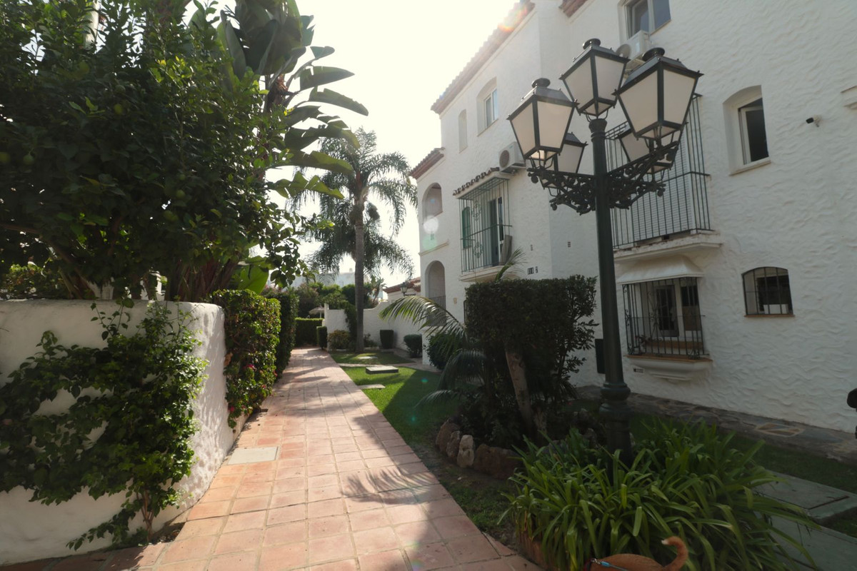Appartement te koop in New Golden Mile | 1 slaapkamers H5139775