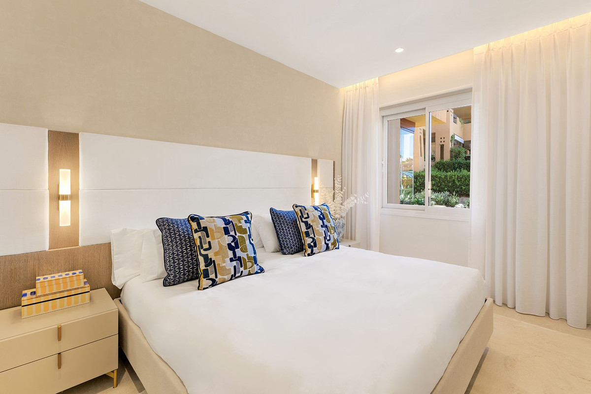 Appartement te koop in New Golden Mile | 4 slaapkamers H5145919